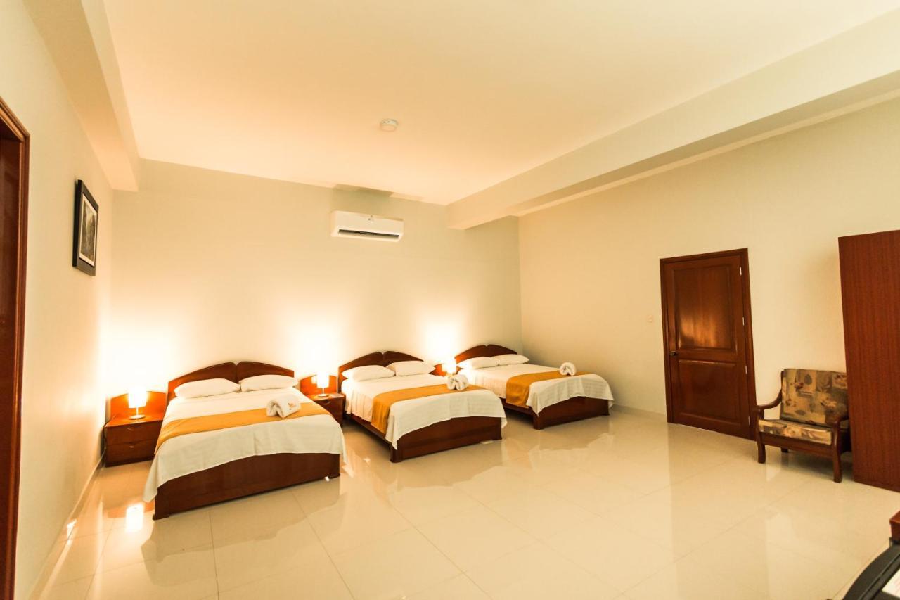 Cumbaza Hotel & Convenciones Тарапото Екстериор снимка