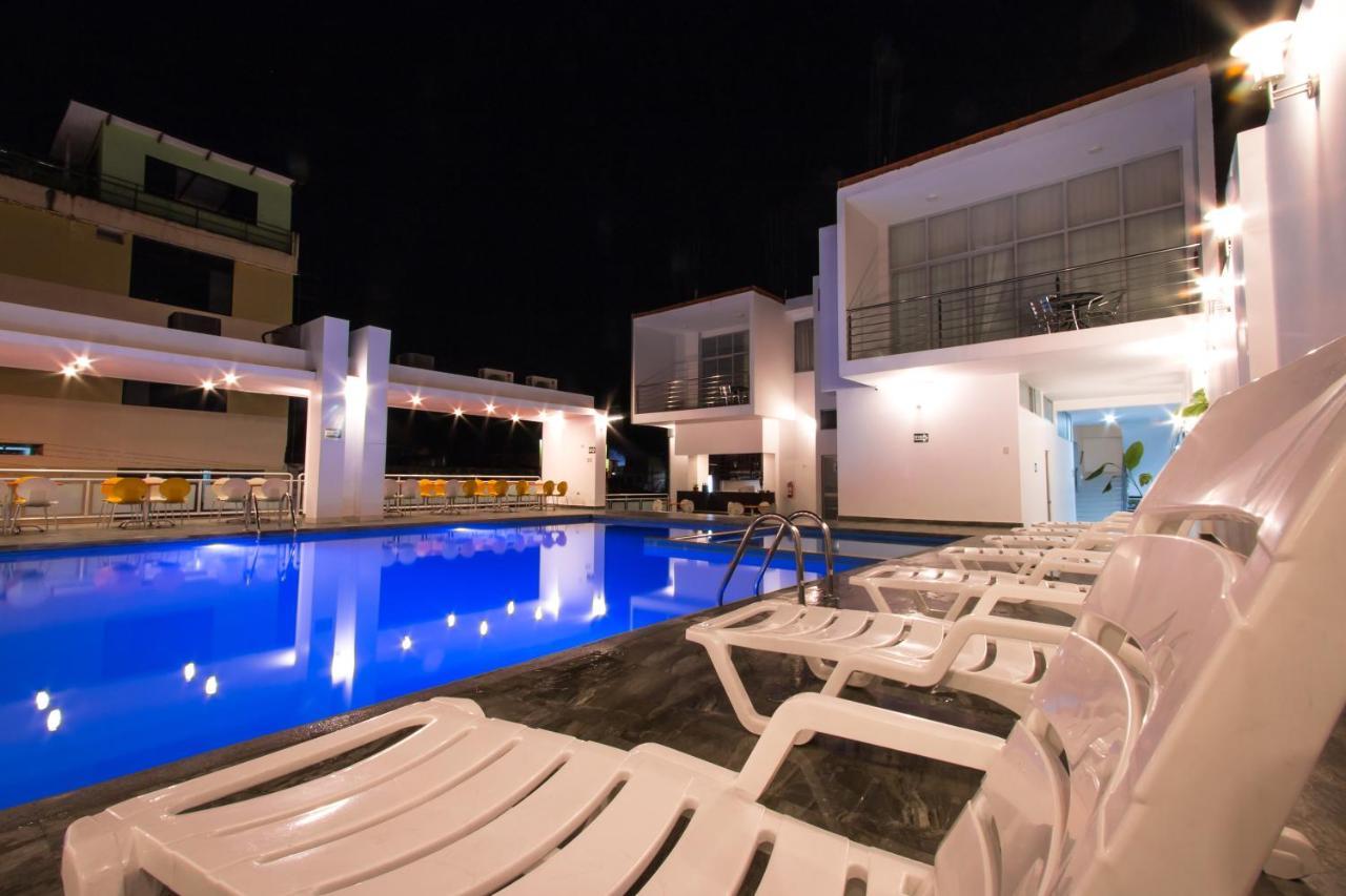 Cumbaza Hotel & Convenciones Тарапото Екстериор снимка