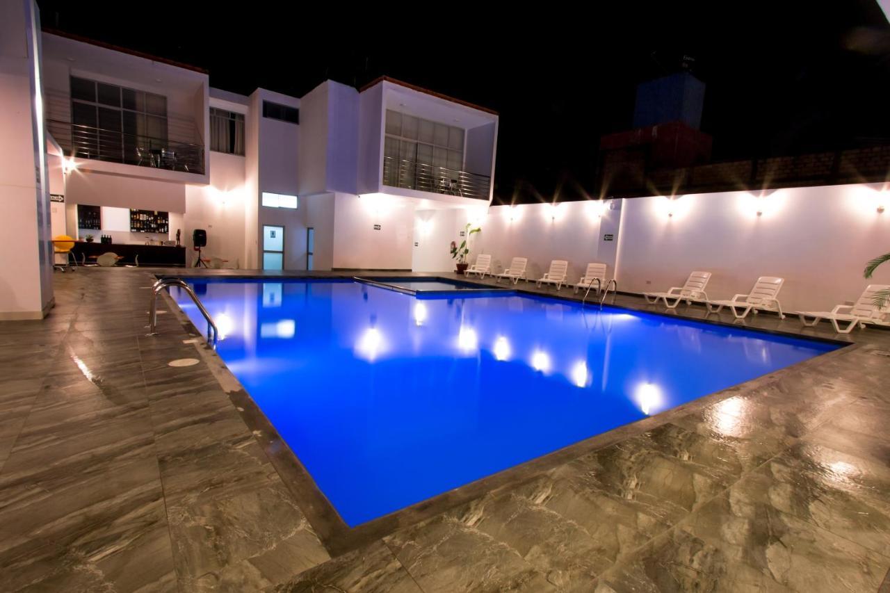 Cumbaza Hotel & Convenciones Тарапото Екстериор снимка