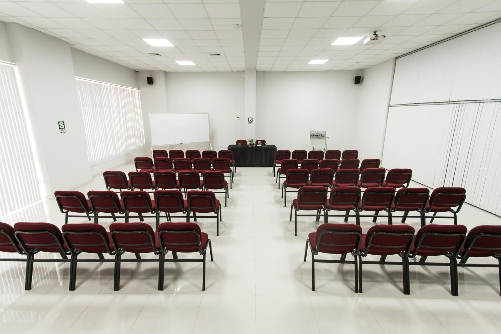 Cumbaza Hotel & Convenciones Тарапото Екстериор снимка