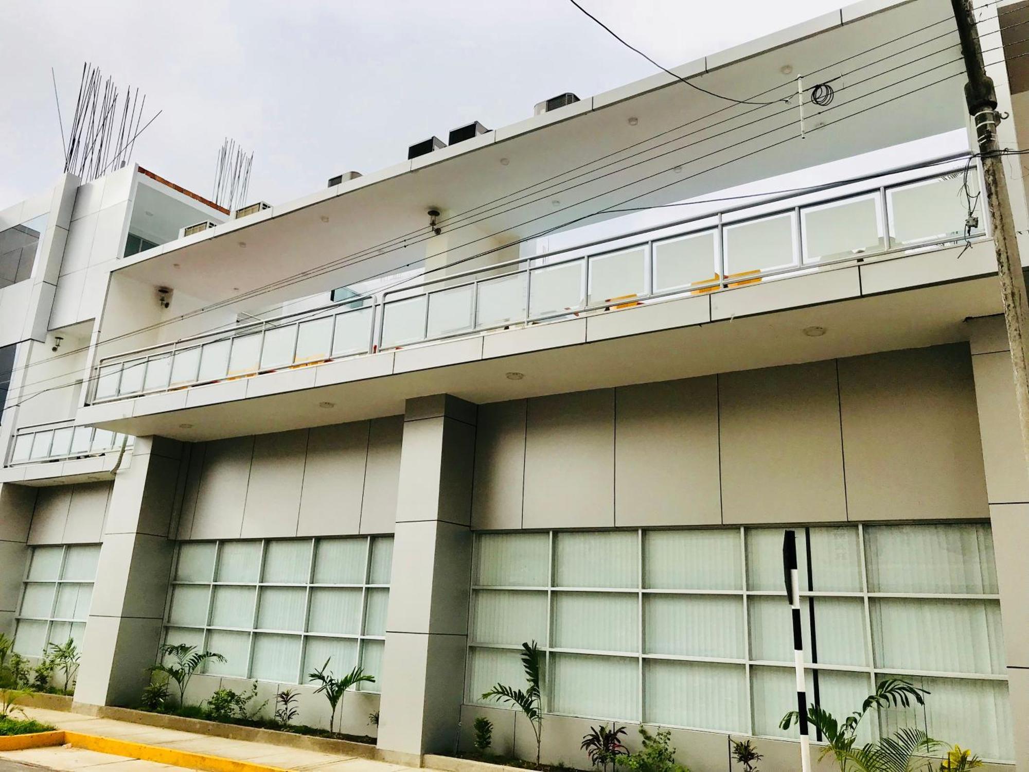 Cumbaza Hotel & Convenciones Тарапото Екстериор снимка