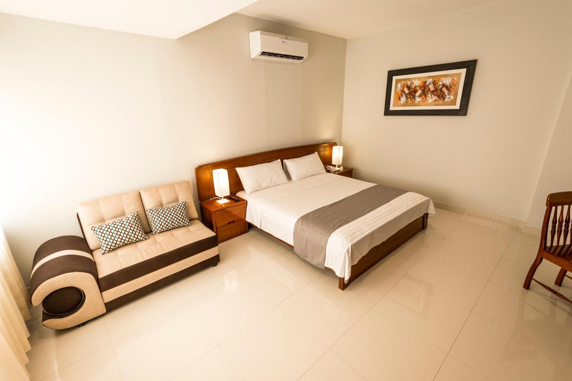 Cumbaza Hotel & Convenciones Тарапото Екстериор снимка