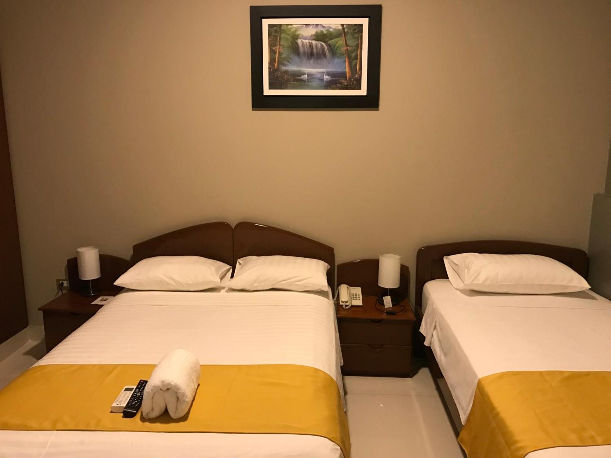 Cumbaza Hotel & Convenciones Тарапото Екстериор снимка