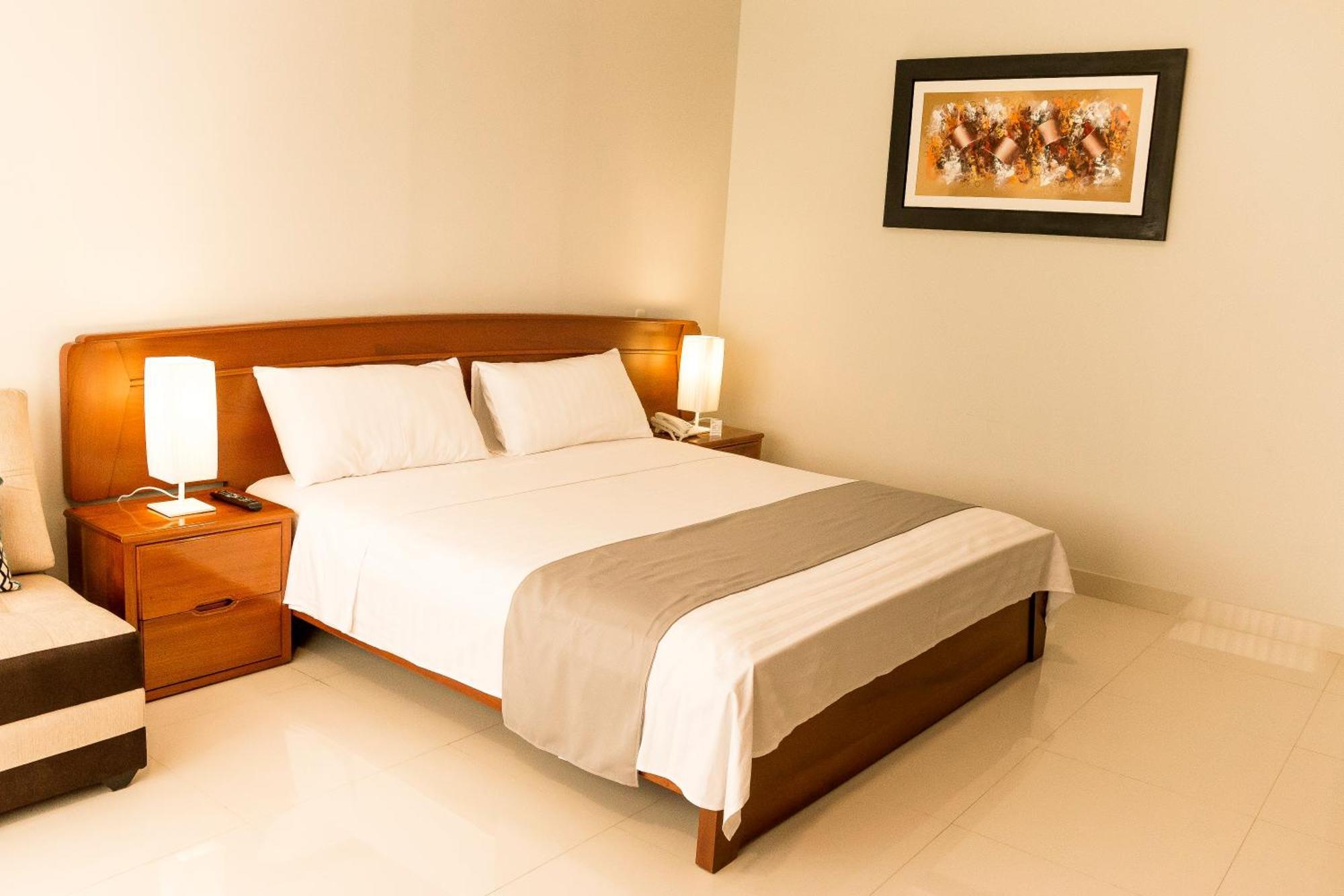 Cumbaza Hotel & Convenciones Тарапото Екстериор снимка